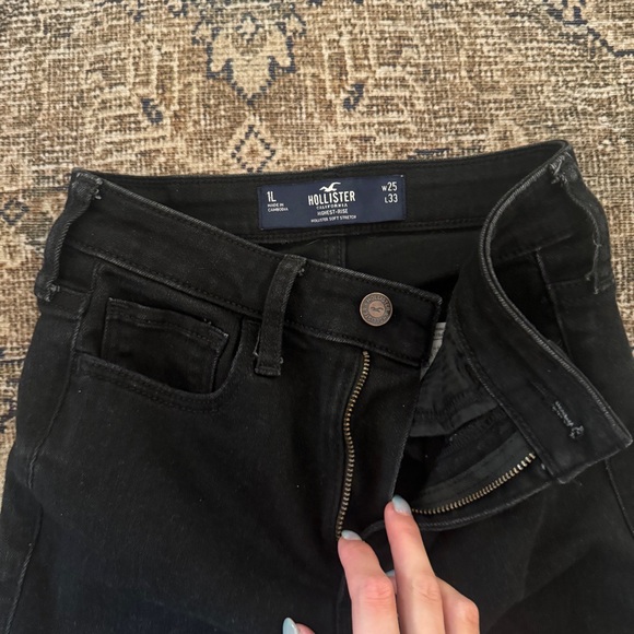 Hollister Black Flares Size 25/1L - Picture 2 of 6